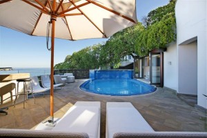 5 bed Beach-Bungalow in Clifton