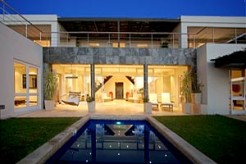 4 bed villa in Cape Town