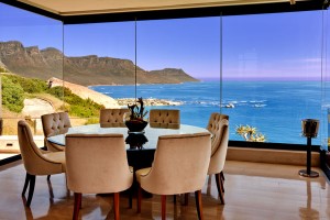 5 bed villa in Cape Town