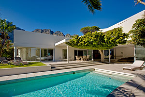 Luxury villa Camps Bay